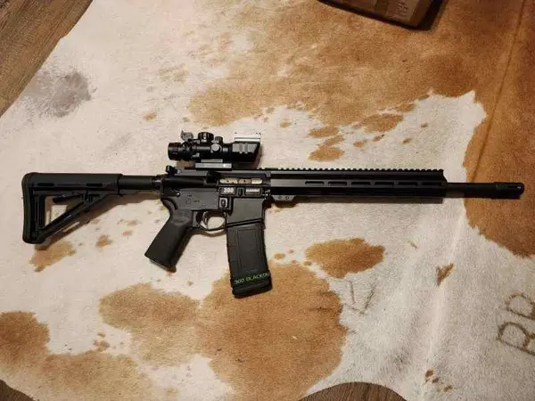 AR15 300 BLACKOUT CARBINE WITH MAGPUL AND MLOK