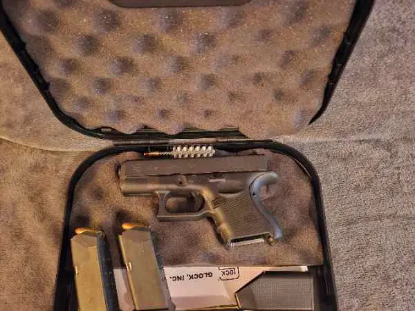 ⚠️ Glock 26 Gen 4 - In box / 2 mags ⚠️