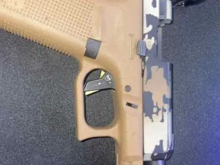 Glock 19x holosun optic ported barrel cammo slide