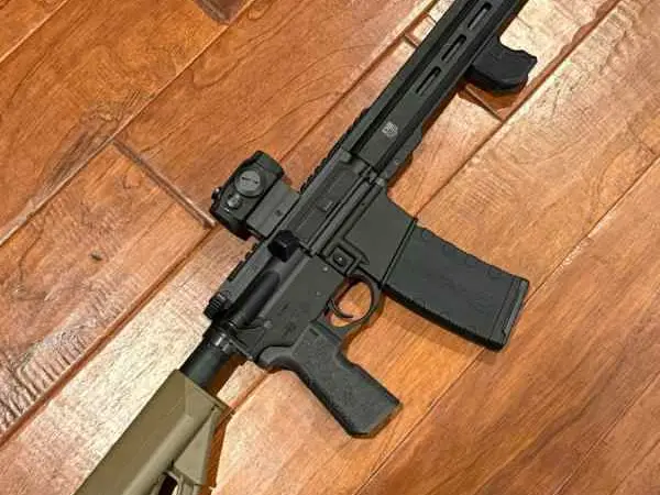 Spike's/DB AR-15 16"