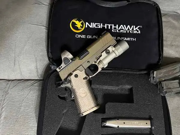 Nighthawk Baby SandHawk with / SRO and X300 LNIB