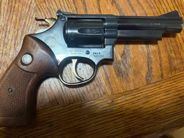 1970s Taurus 66 357 magnum 4” combat revolver