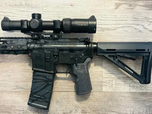 Spikes AR-15