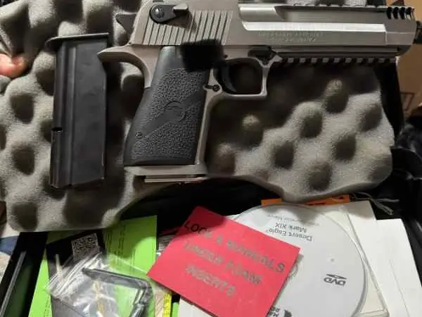Magnum research .50AE