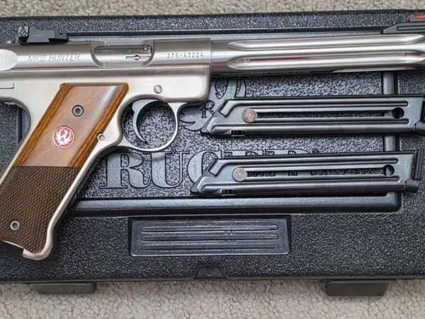 RUGER MARKIII-HUNTER. **NEW CONDITION**