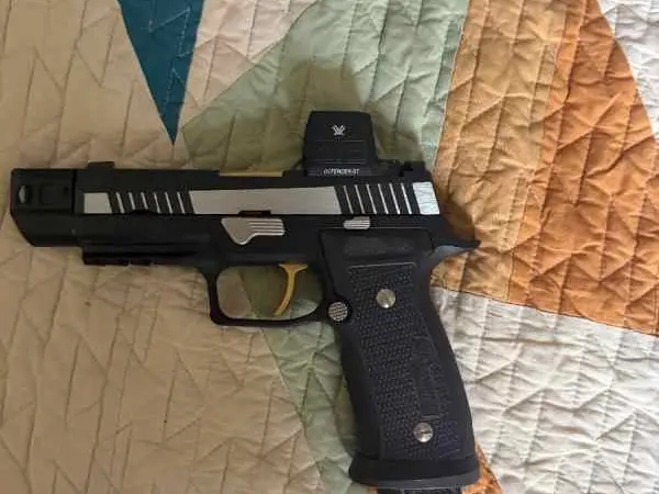 Sig p320 Equinox