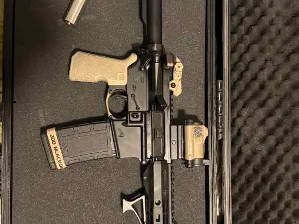 Aero precision 8.3” .300 AAC