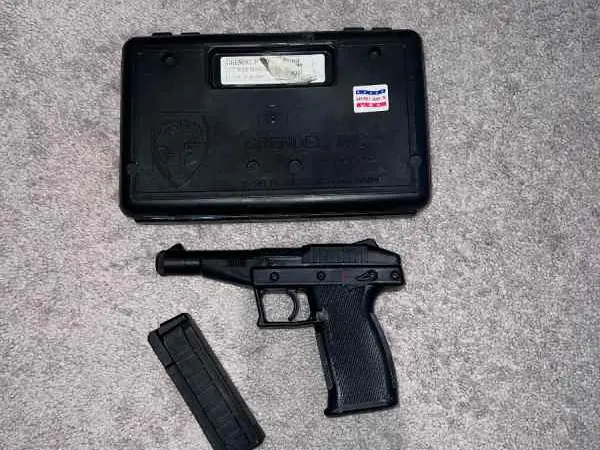 Vintage Grendel P30 22 Magnum