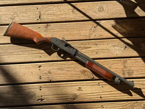 Mossberg 590 w/ classic wood furniture