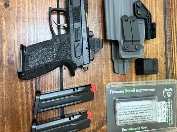 CZ P07: Canjunized & Jagerwerks