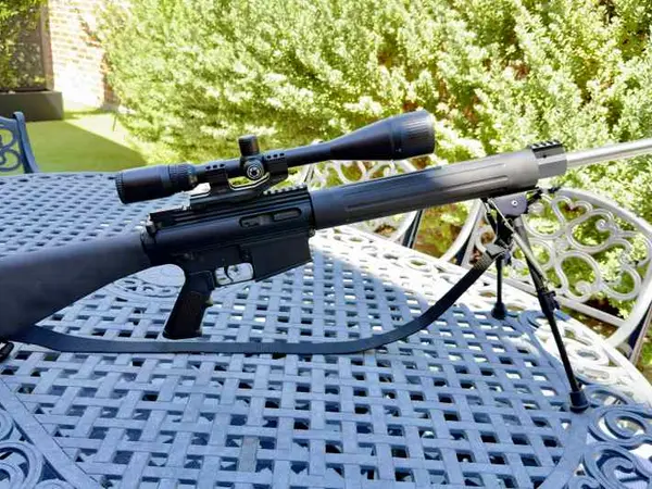 NEW DPMS LR-308 (AR10) w/ 6 magazines