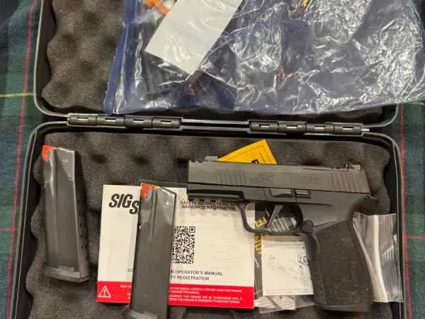 Sig p365 XMacro with accessories