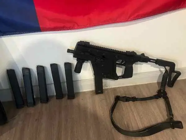 Kriss Vector With FRT