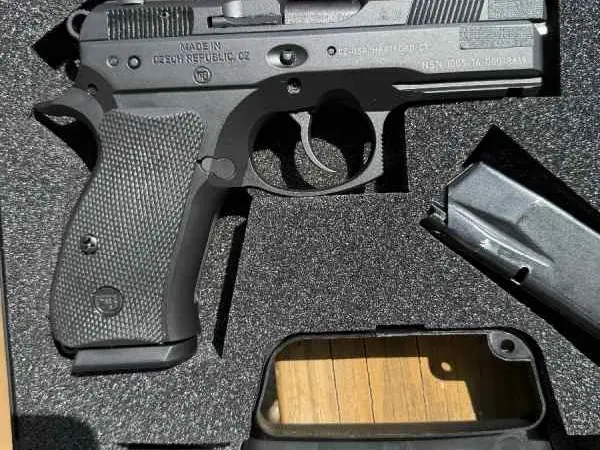 CZ P01