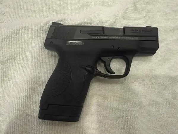 Smith & Wesson M&P 9 Shield