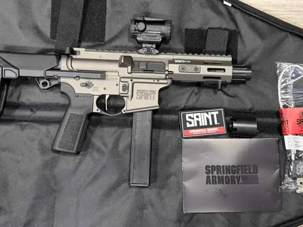 Springfield, Saint Victor, PDW, 9mm.(Abilene/DFW)