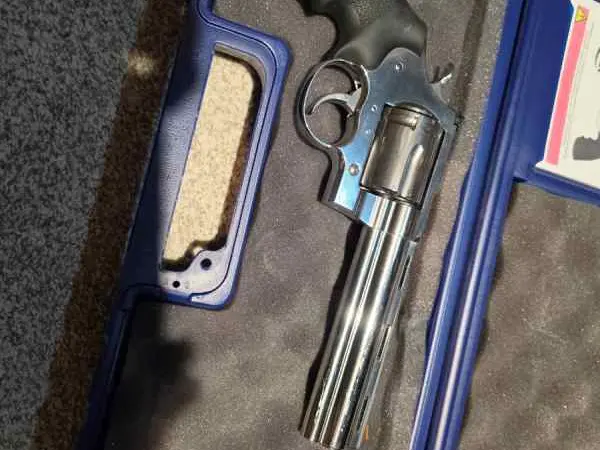 Colt Anaconda 6"