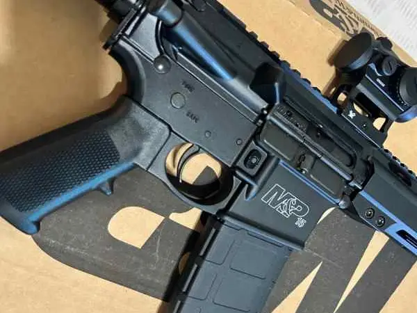 Smith Wesson M&P 15 SPORT Rifle combo