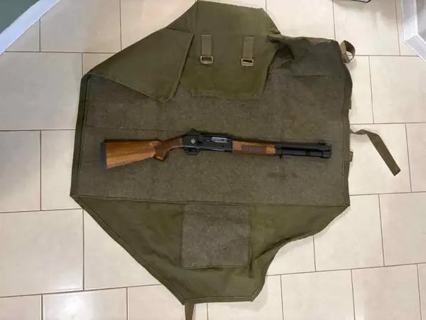 MAC 1014 12 gauge with authentic paratrooper case