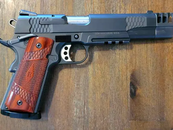 Smith Wesson 1911 E-Series Accessory Rail SW1911TA