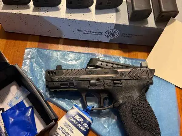 Smith & Wesson M&P9 Carry Comp Full Size PC