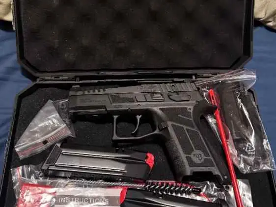 CZ P09C Nocturne