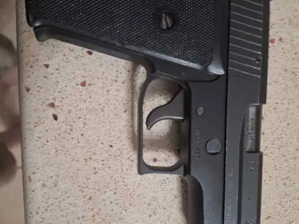 SIG 225 West German 9