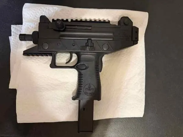 IWI UZI Pro Pistol 9mm – Original Box + 3 Mags