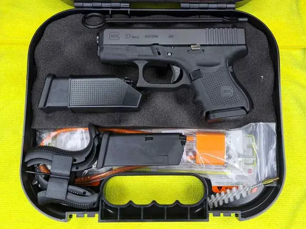 Glock 27 Gen 4 Like New w/Box