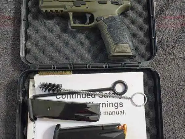 Green Tisa pistol