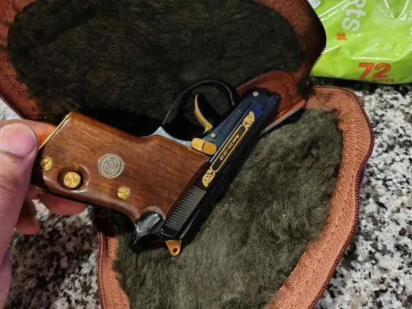 P&B 22 limited edition 21A & S&W 40 shield