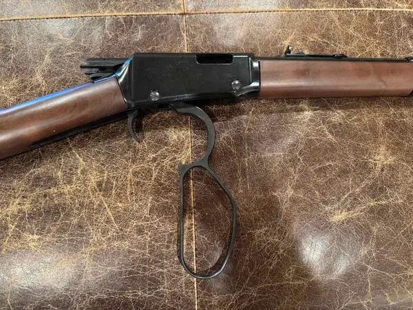 Henry .22lr/l/s- Large Lever Loop, Black & Walnut
