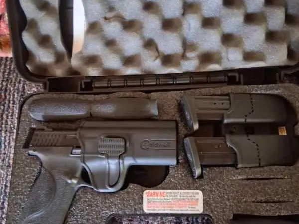 S&W