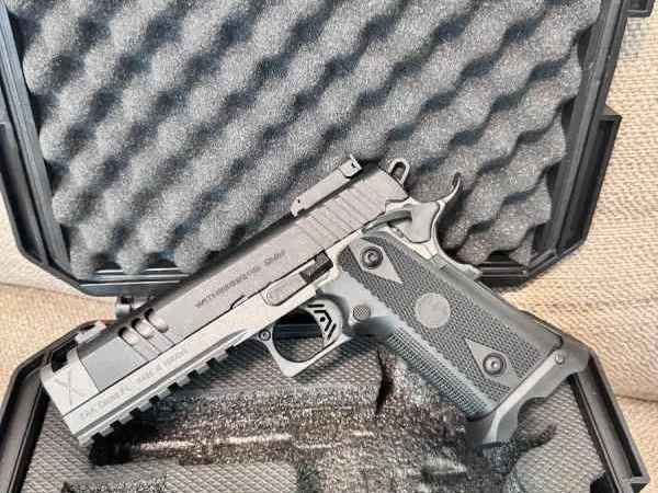 Girsan 2311 Match X 9mm W/ 2 Mags and Box