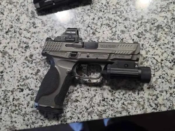M&P 2.0 metal