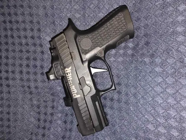 P320 x compact
