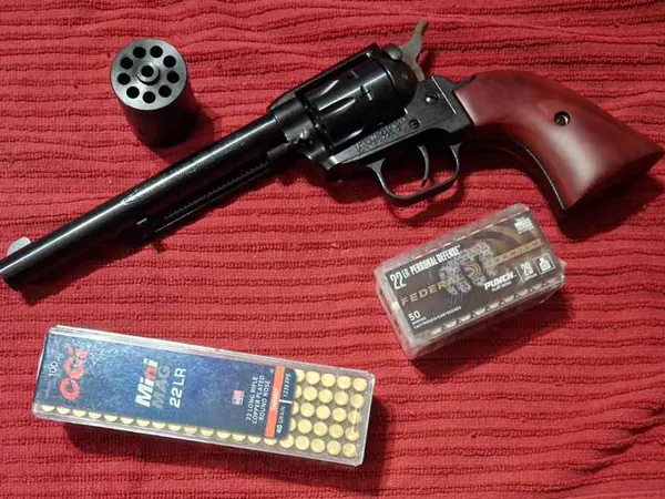 9-Shot Heritage Rough Rider