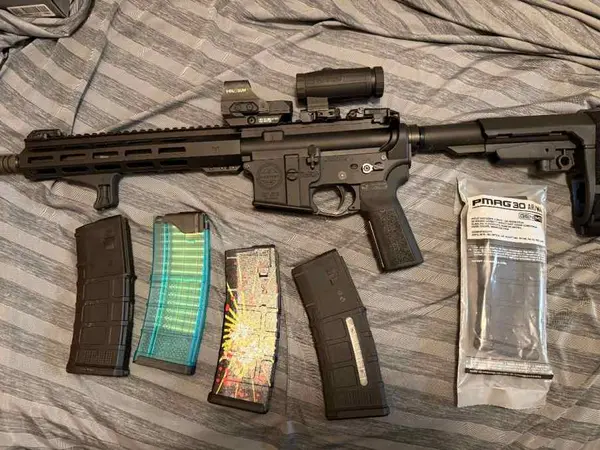 PSA 11.5 Upper/ESAD arms lower + Optics