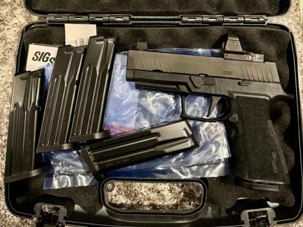 Sig Sauer P320 XTEN Carry Comp 10mm w/Optic