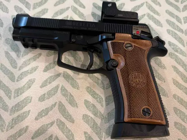 Beretta 80x Cheetah (380 Auto) with Upgrades