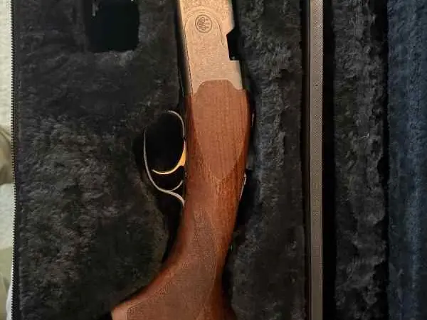Beretta 686 Silver Pigeon + Briley Chokes & Case