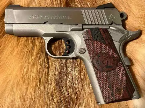 COLT DEFENDER 1911 .45 ACP