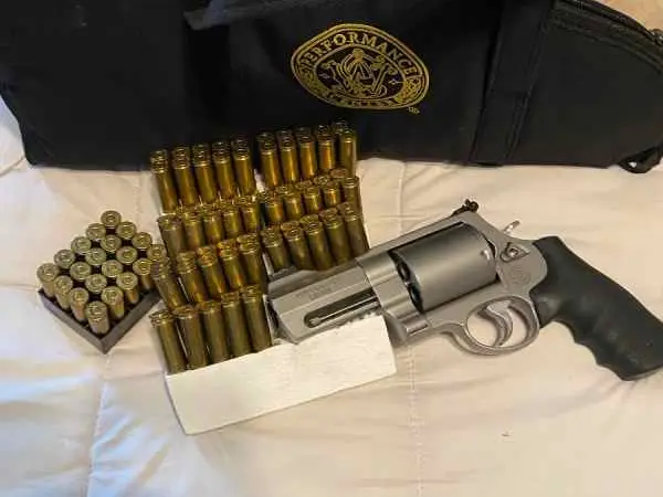 S&W 500 magnum HAND Cannon