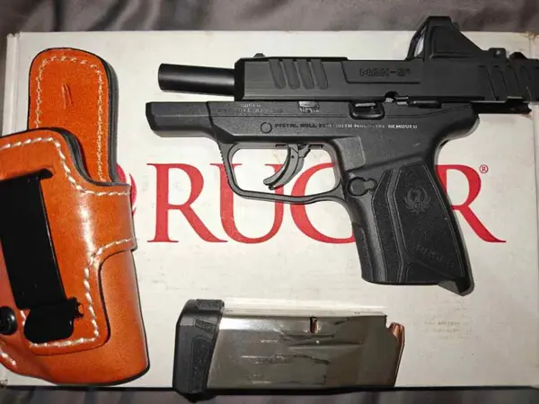 Ruger Max-9 with Viridian Micro Sight