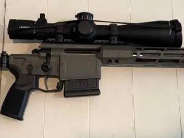 Sig Cross Sawtooth 308 mint with extras
