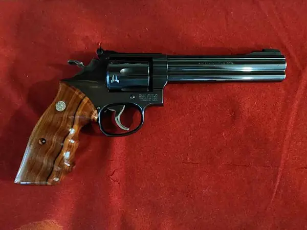 Smith&Wesson Model 17-6 6"Barrel in 22LR Full Lug