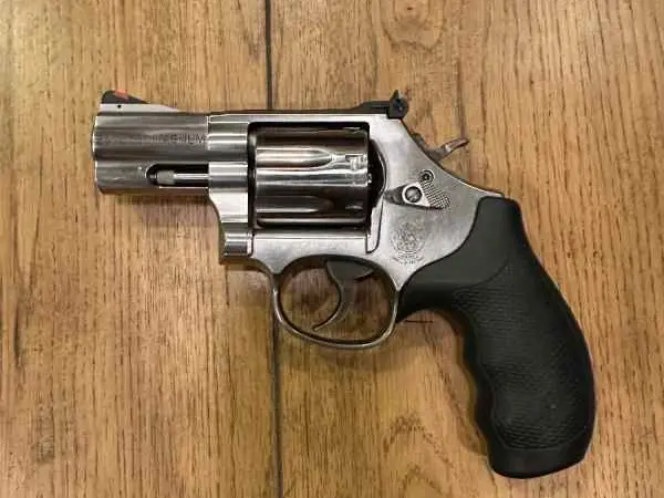 Smith & Wesson Snub 686