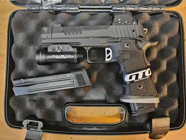 Like New Sig P211 GTO 9MM