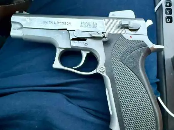 S&W 5906 9mm