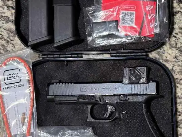 LNIB GLOCK 17 COA GEN 6